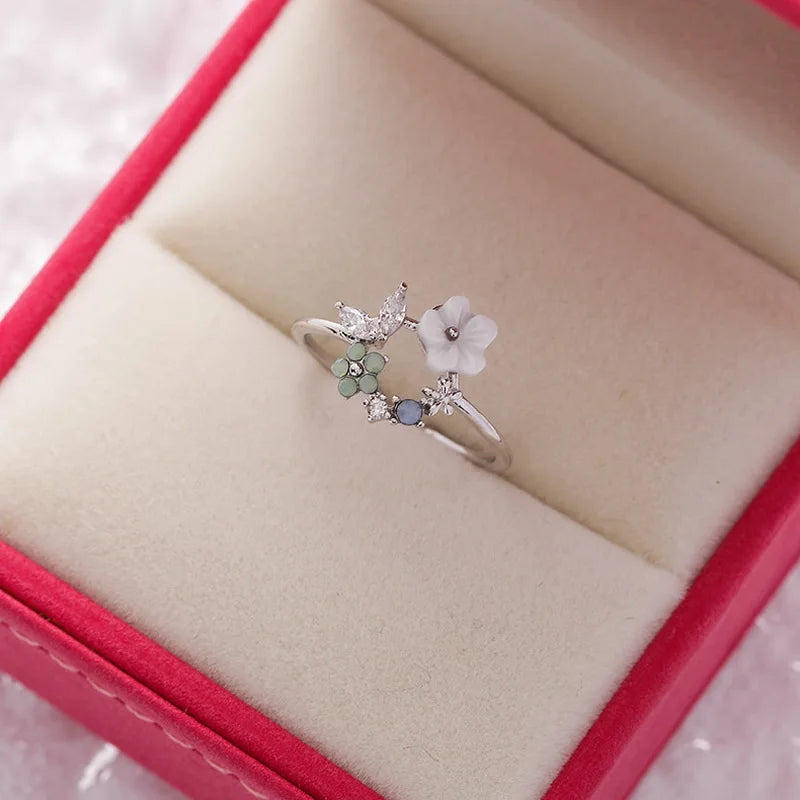 Korean Delicate Flowers Rings for Women Girls Temperament Micro-Inlaid Crystal Zircon Finger Rings Party Jewelry Accessories